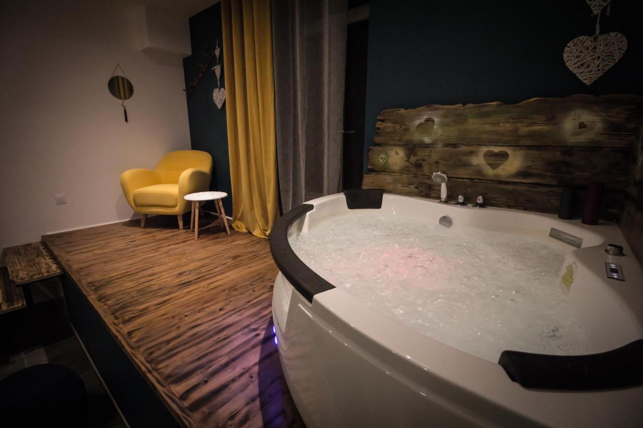 ** Au Canal Du Midi - Jaccuzzi & Luxueux Appartements ** Carcassonne Exterior foto